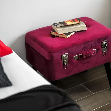 Guest Guest house